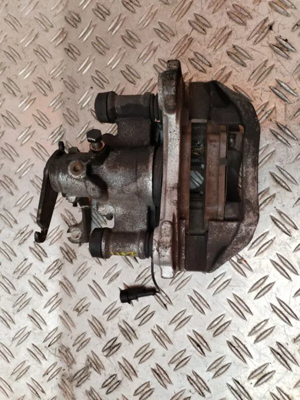 PINZA DE FRENO TRASERA IZQUIERDA 127573