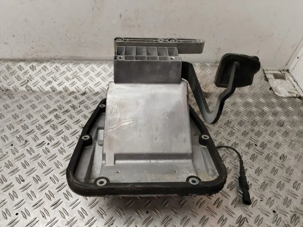 PEDAL FRENO 128613
