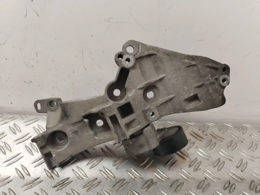 SOPORTE ALTERNADOR 127969