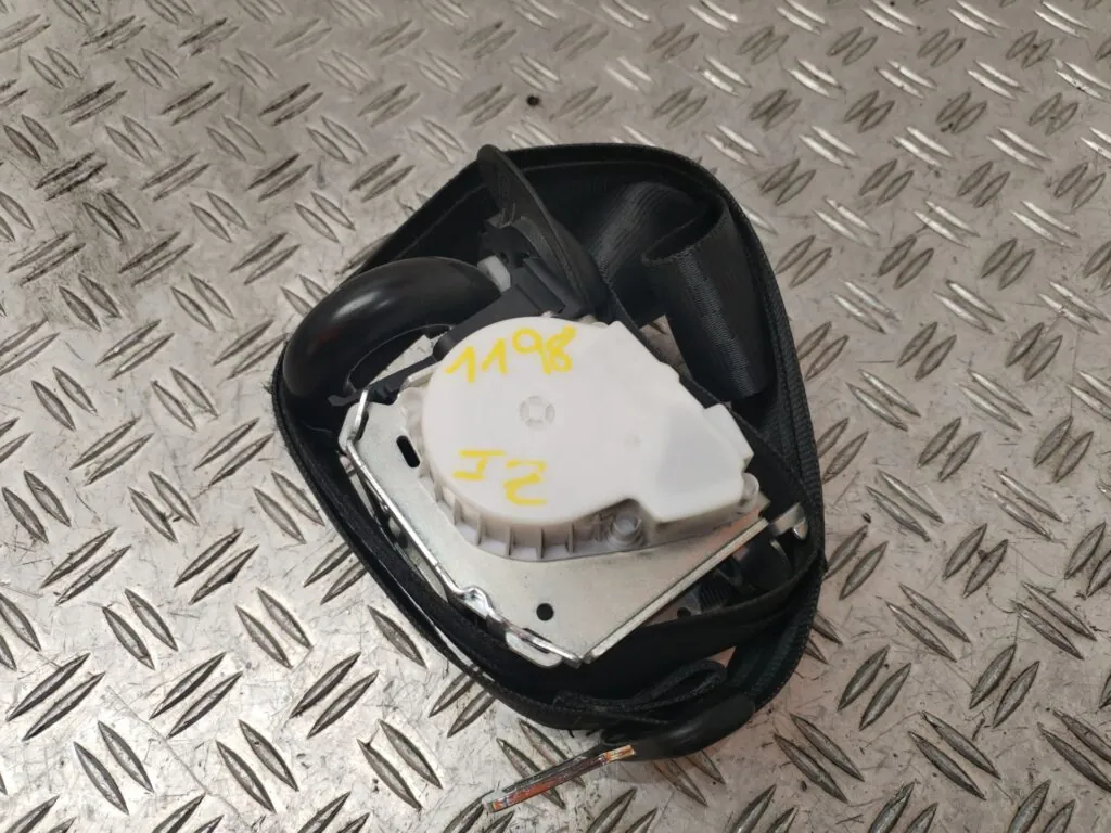 CINTURON SEGURIDAD DELANTERO IZQUIERDO 129145