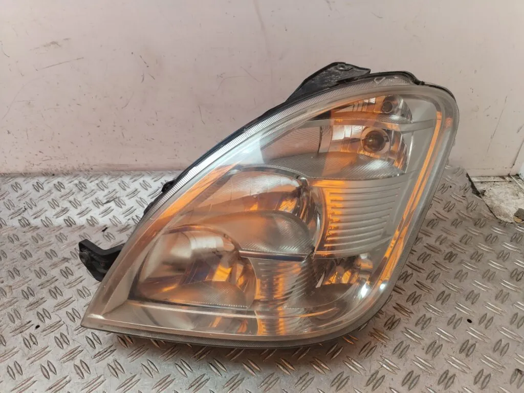 FARO IZQUIERDO 129119