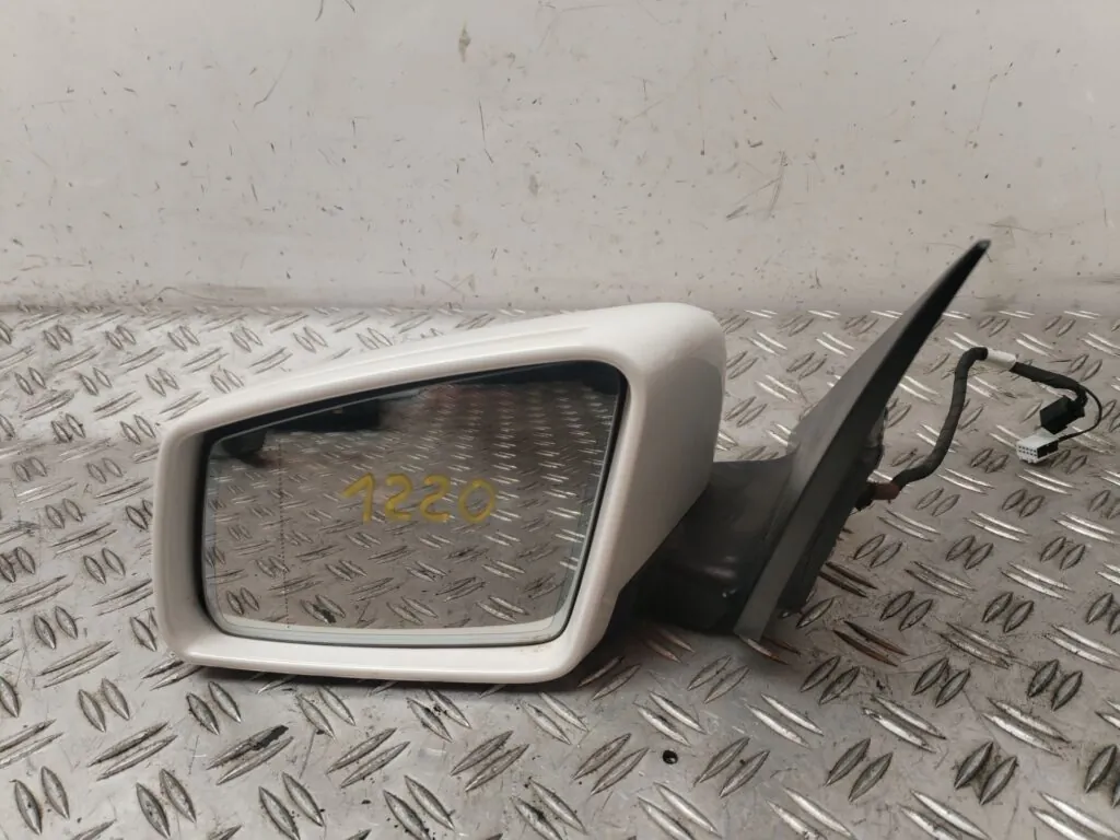 RETROVISOR IZQUIERDO 128423