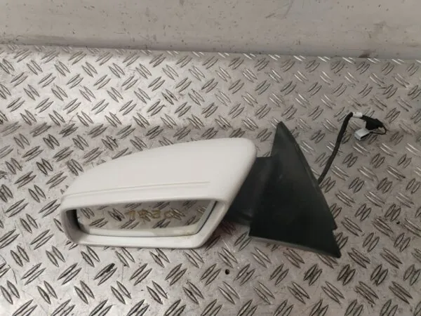 RETROVISOR IZQUIERDO 128423