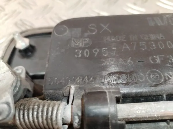 MANETA EXTERIOR DELANTERA IZQUIERDA 128917