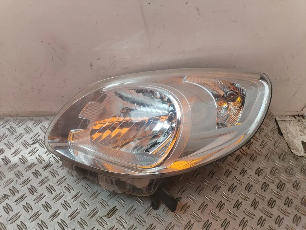 FARO IZQUIERDO 128833