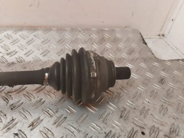 TRANSMISION DELANTERA IZQUIERDA 127183
