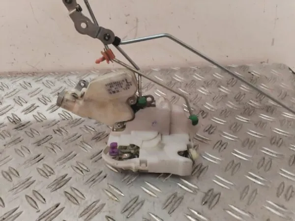CERRADURA PUERTA DELANTERA IZQUIERDA 127353