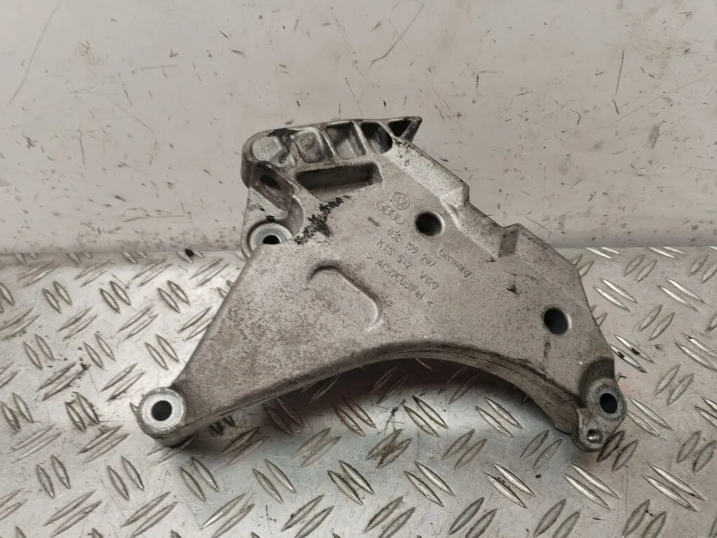 SOPORTE MOTOR 128884
