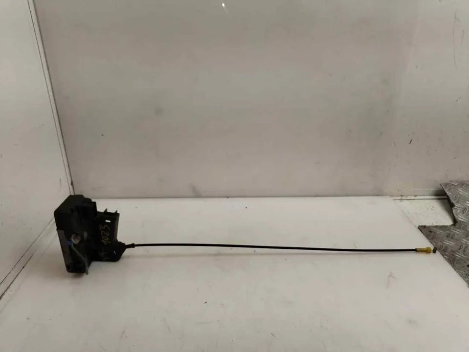 CERRADURA PUERTA DELANTERA DERECHA 123897