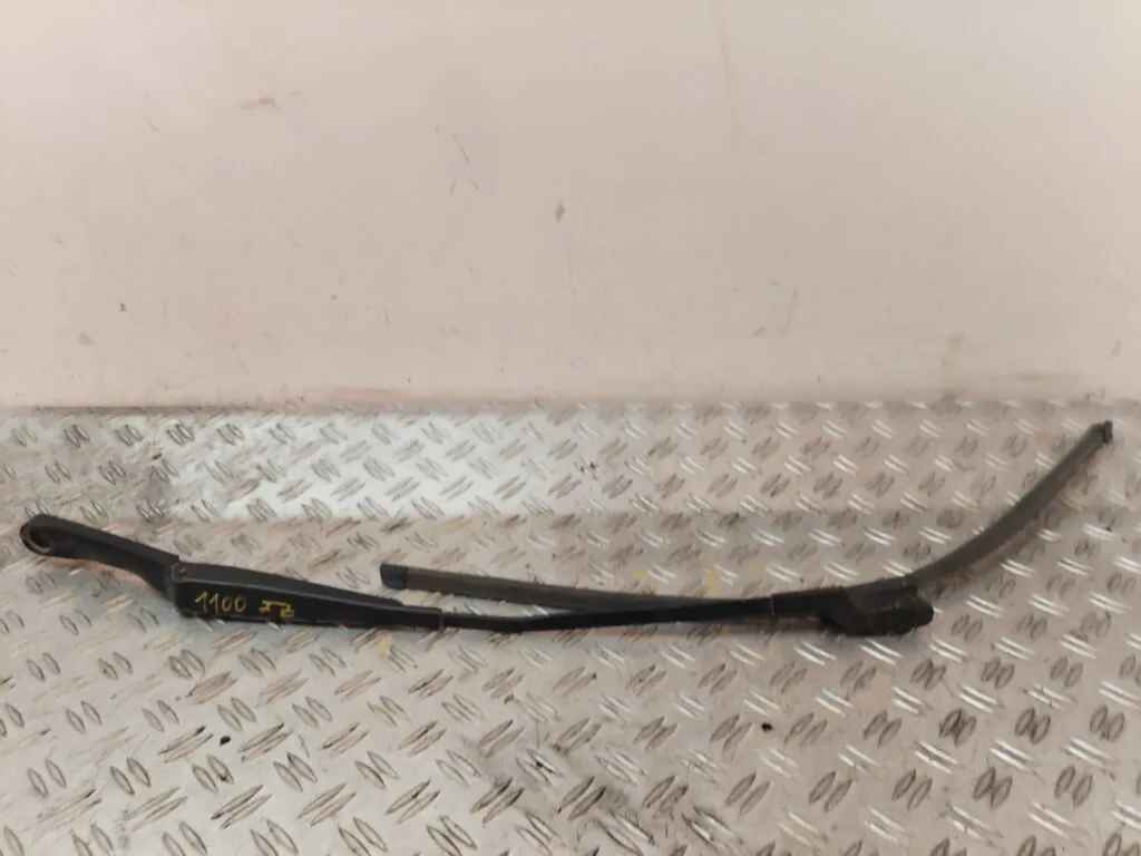 BRAZO LIMPIA DELANTERO IZQUIERDO 128140