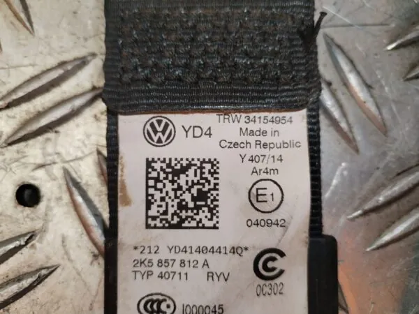 CINTURON SEGURIDAD TRASERO DERECHO 127836