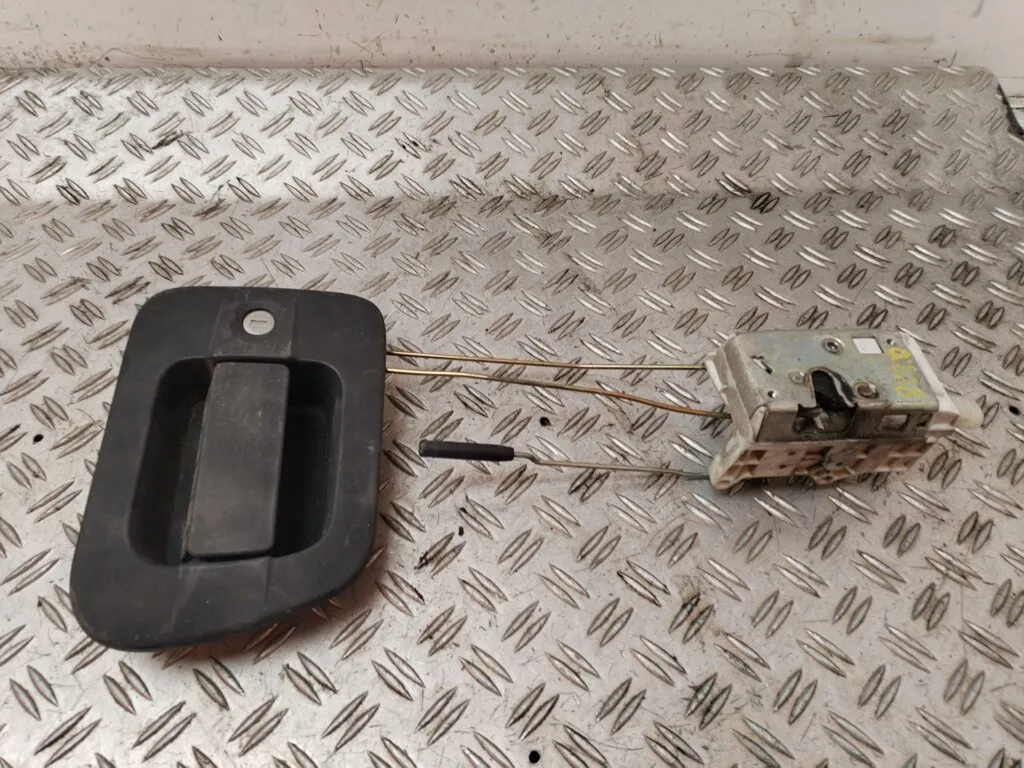 CERRADURA PUERTA DELANTERA DERECHA 128727