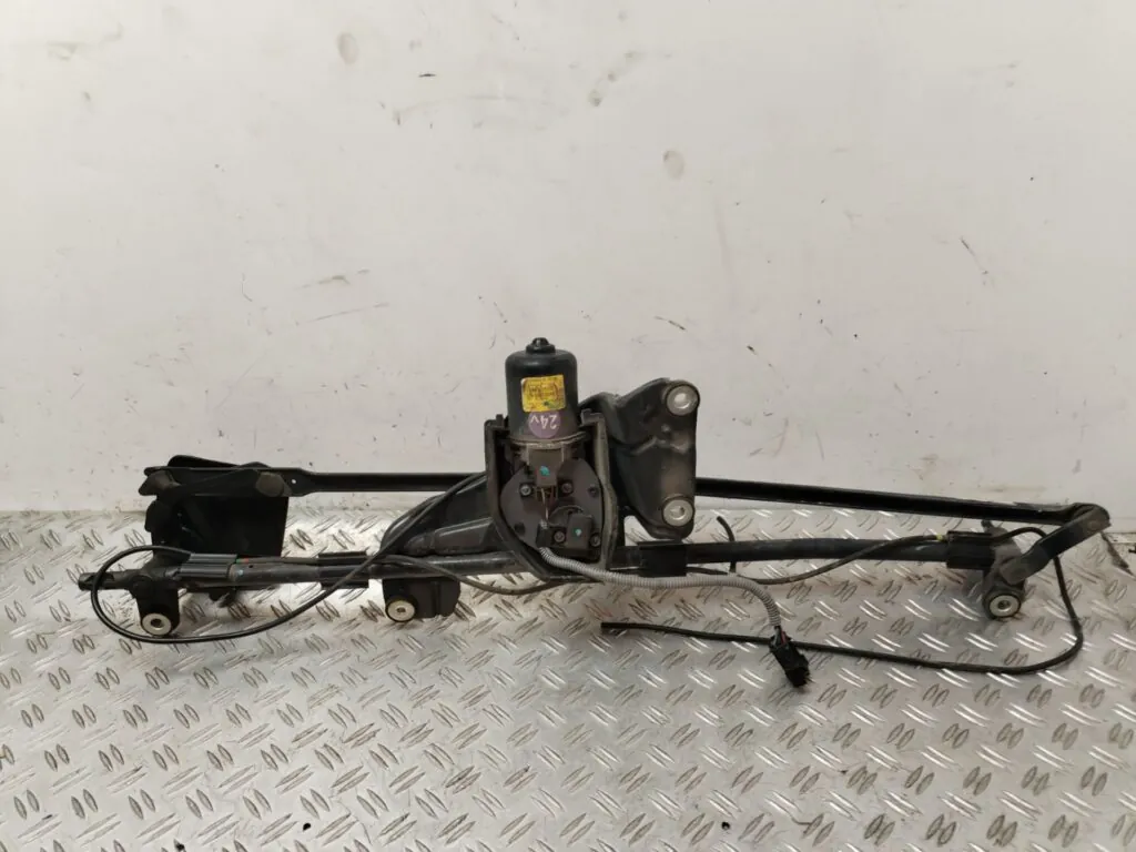 MOTOR LIMPIA DELANTERO 129769