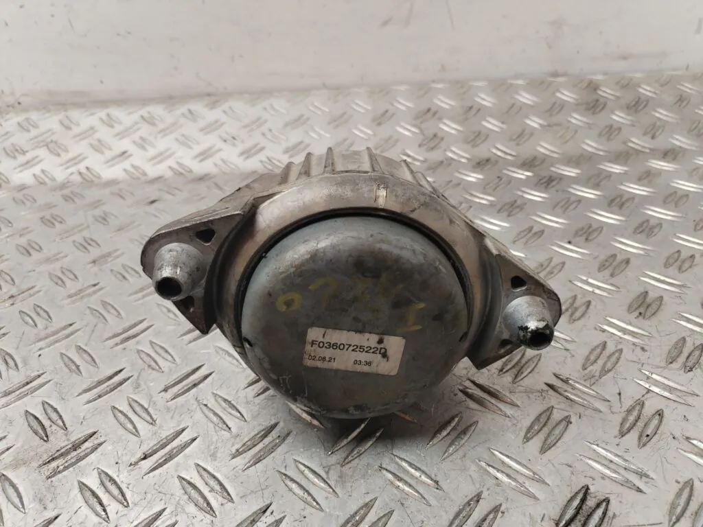 SOPORTE MOTOR IZQUIERDO 129503