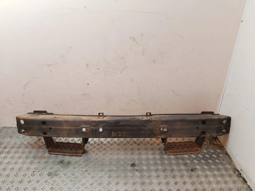 REFUERZO PARAGOLPES DELANTERO 129881