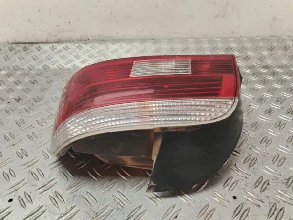 PILOTO TRASERO DERECHO 130045