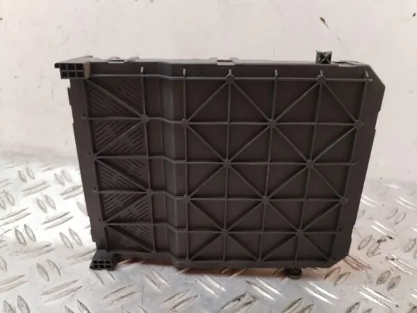 CAJA RELES / FUSIBLES 129968