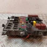 CAJA RELES / FUSIBLES 129740