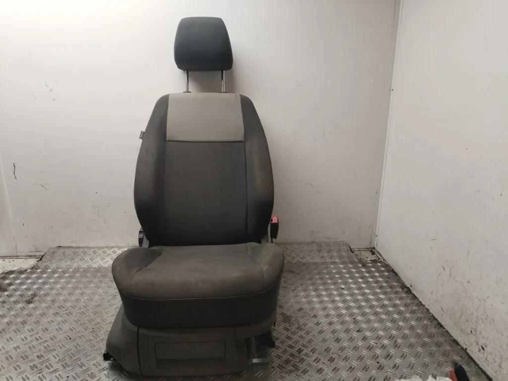 ASIENTO DELANTERO DERECHO 129537