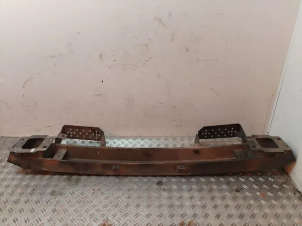 REFUERZO PARAGOLPES DELANTERO 129882
