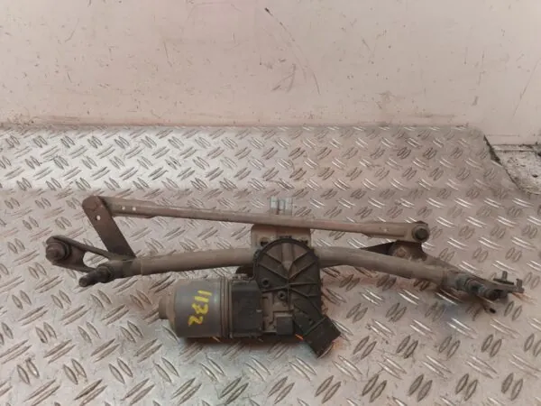MOTOR LIMPIA DELANTERO 129555