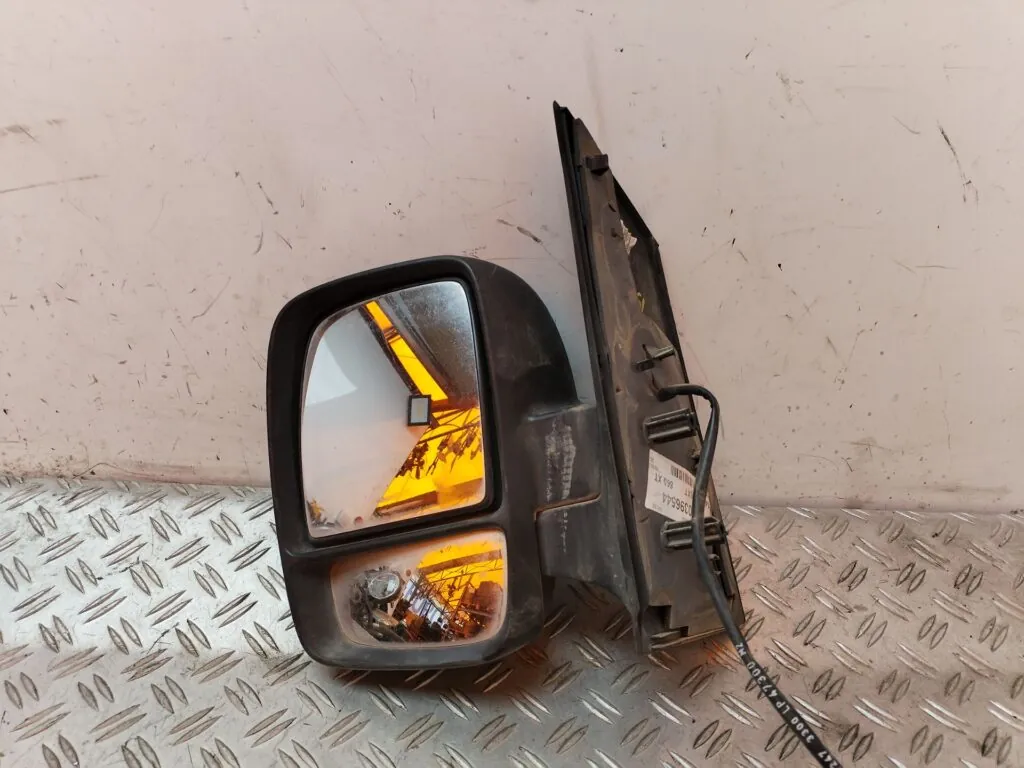 RETROVISOR IZQUIERDO 129725