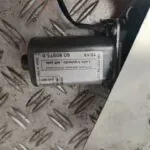 ELEVALUNAS DELANTERO DERECHO 129201