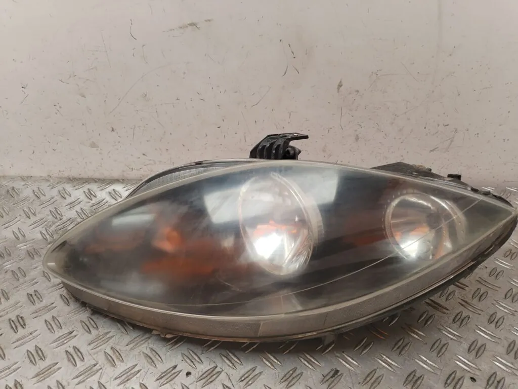 FARO IZQUIERDO 128356