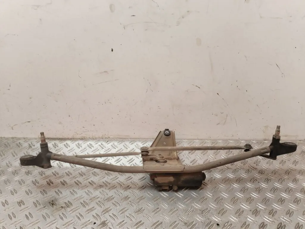 MOTOR LIMPIA DELANTERO 129873