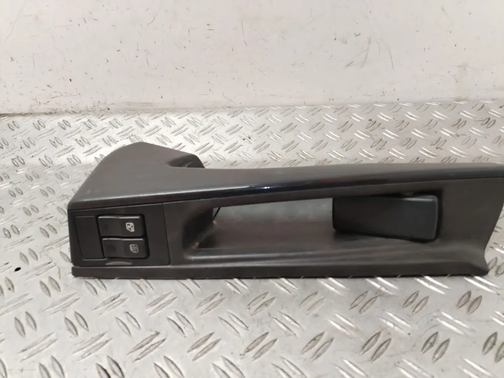 MANDO ELEVALUNAS DELANTERO IZQUIERDO 129772