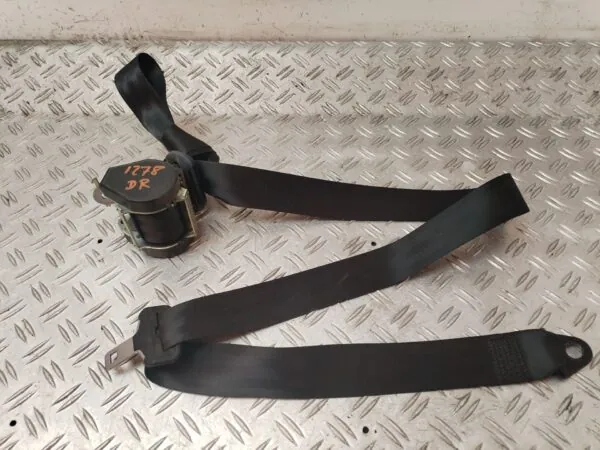 CINTURON SEGURIDAD DELANTERO DERECHO 130273