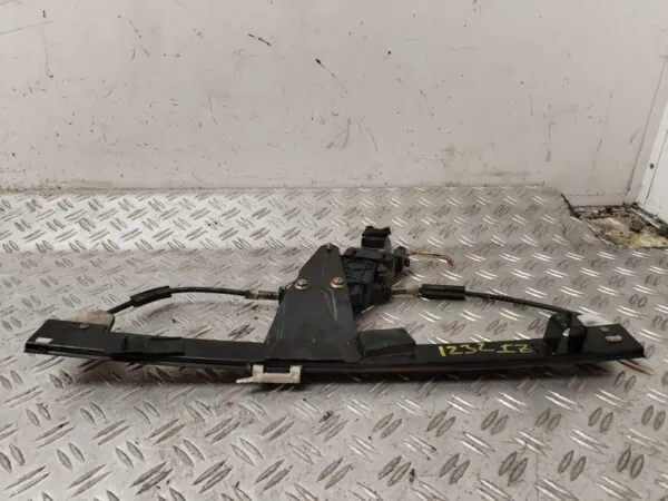 ELEVALUNAS DELANTERO IZQUIERDO 129921