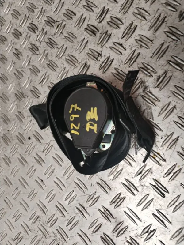 CINTURON SEGURIDAD DELANTERO IZQUIERDO 130121