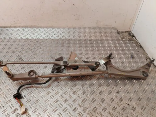MOTOR LIMPIA DELANTERO 129834