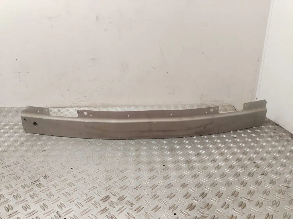 REFUERZO PARAGOLPES DELANTERO 129554