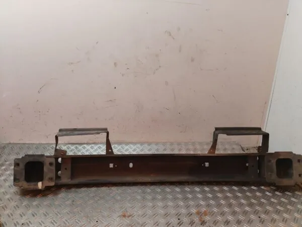 REFUERZO PARAGOLPES DELANTERO 129882