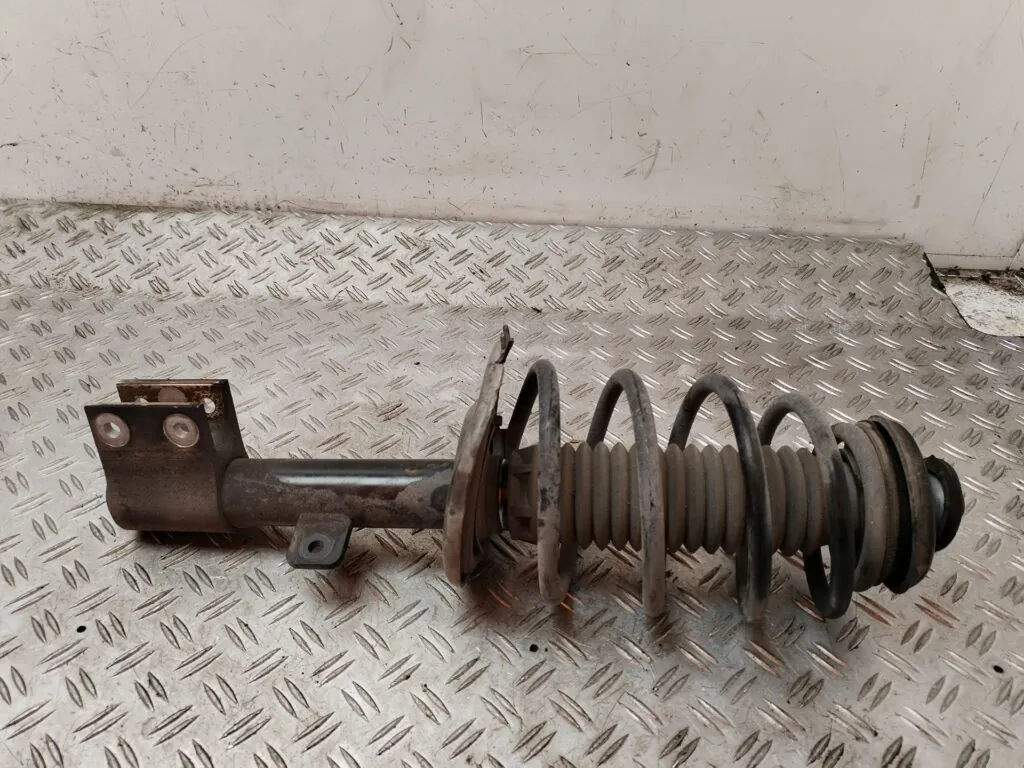 AMORTIGUADOR DELANTERO IZQUIERDO 130371
