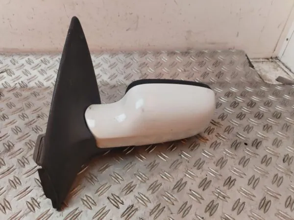 RETROVISOR IZQUIERDO 128959