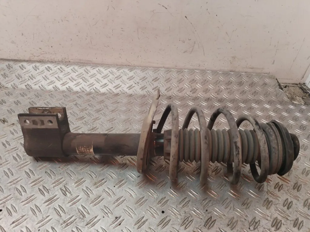 AMORTIGUADOR DELANTERO DERECHO 129860