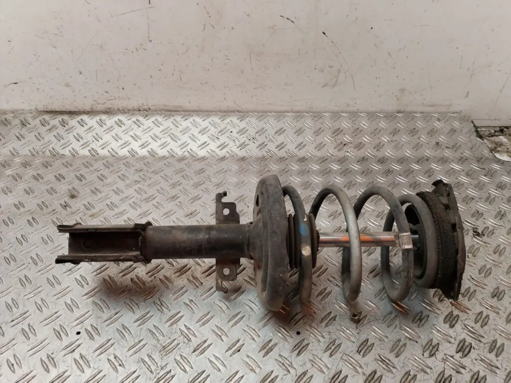 AMORTIGUADOR DELANTERO IZQUIERDO 130161