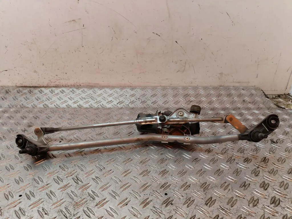 MOTOR LIMPIA DELANTERO 130181