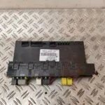 CAJA RELES / FUSIBLES 129586