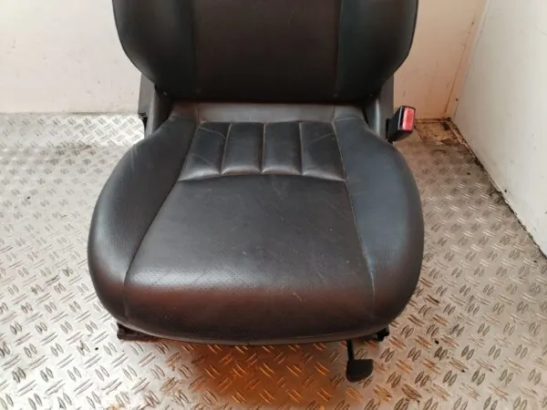 ASIENTO DELANTERO DERECHO 129592