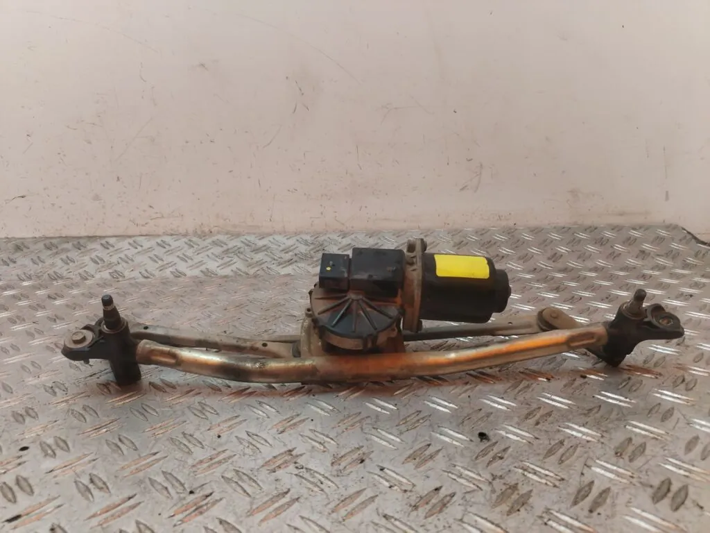MOTOR LIMPIA DELANTERO 130574