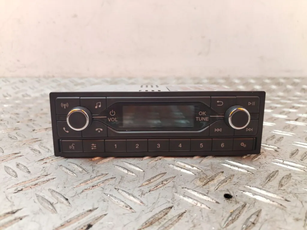 SISTEMA AUDIO / RADIO CD 130674
