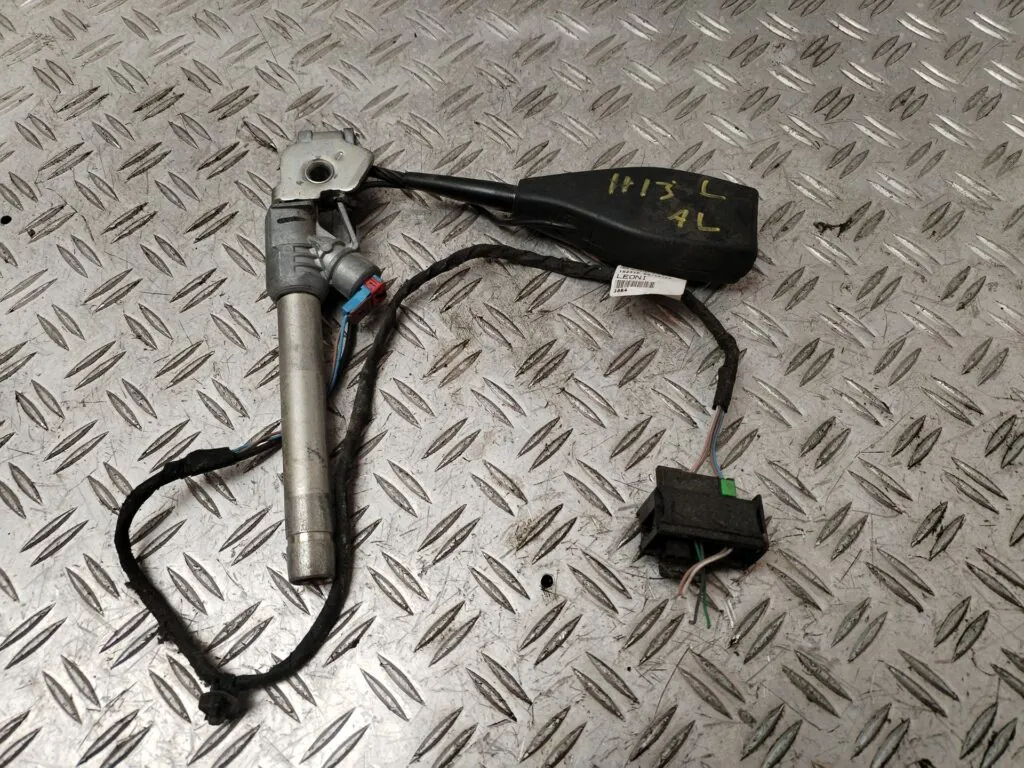 PRETENSOR AIRBAG IZQUIERDO 130647