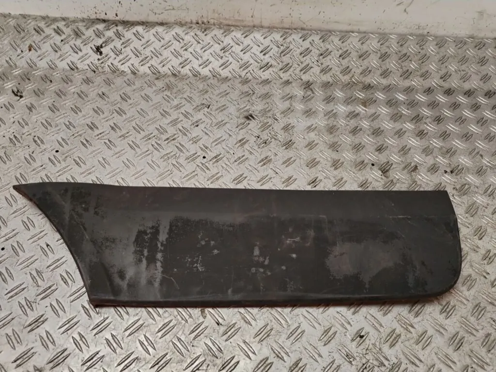 MOLDURA 130925