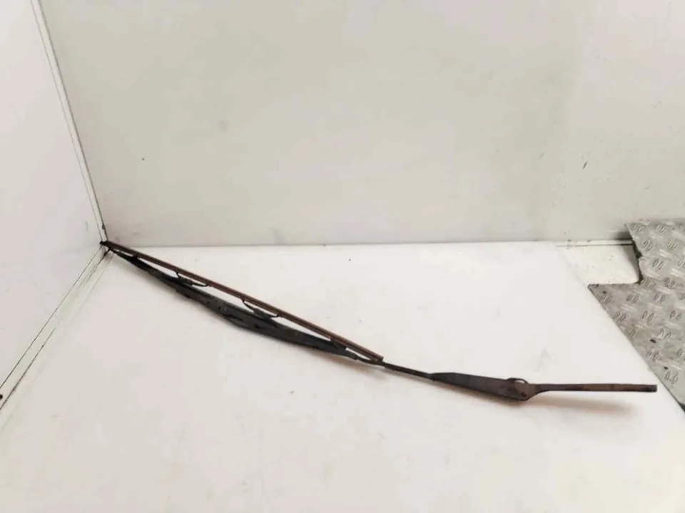 BRAZO LIMPIA DELANTERO IZQUIERDO 123896