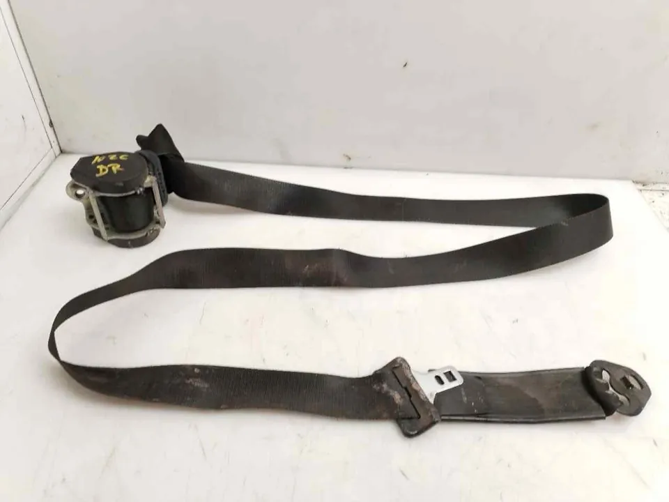 CINTURON SEGURIDAD DELANTERO DERECHO 124396
